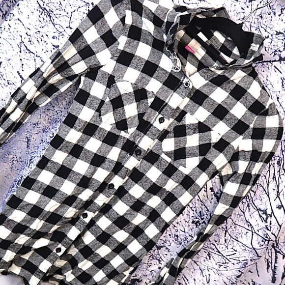 No Boundaries Tops - LAST CHANCE - BLACK WHITE FLANNEL SHIRT 1 Casual Fall Plaid Basic Lightweight